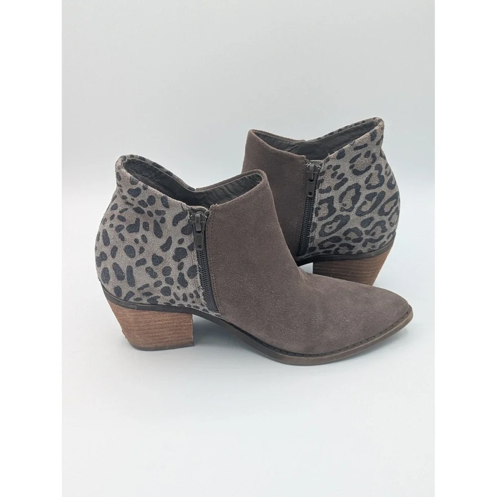 Yellow Box Ankle Boots Size 8.5 Grey Leopard Print Suede Stacked Block Heel Boho